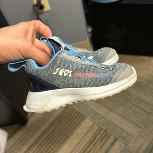 Adidas toddler sneakers